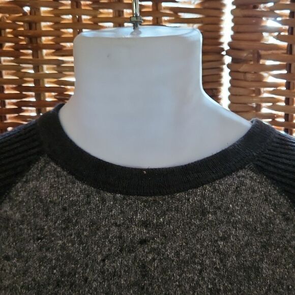 Eddie Bauer Wool Sweater L - Picture 2 of 6